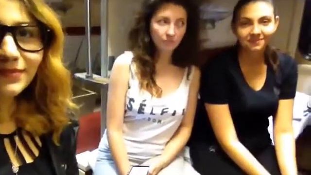 Волонтер говорит: Грустно ехать в Сочи... Когда ты не в элитном вагоне смотреть онлайн