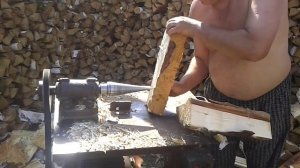 Винтовой дровокол