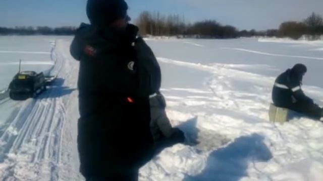 "Гори моя лучина" зимняя рыбалка на Северной Двине смотреть онлайн