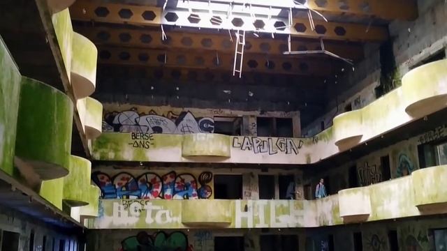 Азорские Острова. Заброшенный отель Монте Палас