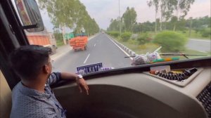 Extremely aggressive high speed Volvo bus driving in India, high speed VOLVO BUS