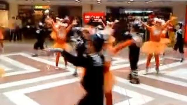 ДЖЕРЕЛЬЦЕ (Николаев) - Танец " Коты" .MP4 смотреть онлайн