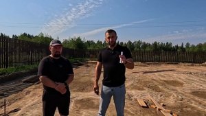 Заливка переливного бассейна. Строительство дома из клееного бруса с бассейном в Храброво. Стройсою
