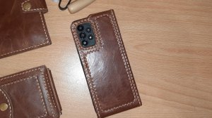 Чехол для смартфона из натуральной кожи. Genuine leather smartphone case
