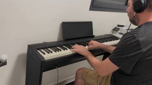 Ваше Благородие на пианино