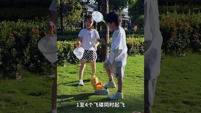 Игрушка для детей-летающий диск! смотреть онлайн