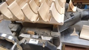 Подставки для телефона из дерева