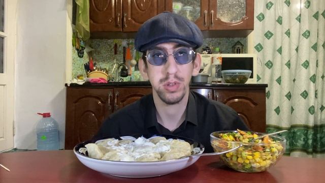 Мукбанг - Курзе с Мясом и Грибной салат | Mukbang - dumplings and mushroom salad