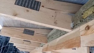 Утепление крыши и потолка каркасного дома.