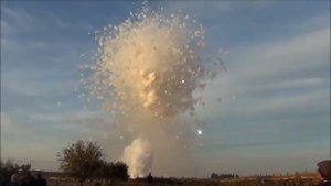 Крупнейший дневной фейерверк в мире