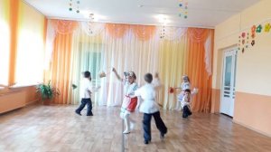 Танец "По грибы"