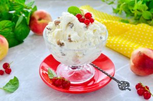 КАК ПРИГОТОВИТЬ ТВОРОГ С ИЗЮМОМ