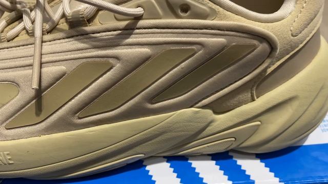 Adidas Ozelia GV7685 смотреть онлайн