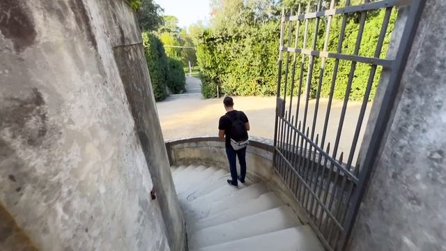 Palazzo Pitti and the Boboli Gardens Travel Guide to Florence, Italy! ??