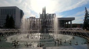 Фонтаны Театральная площадь г Красноярск август 2022г