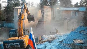 Строительство нового дома (новая жизнь родового гнезда) часть1
