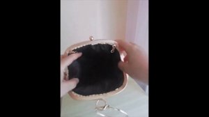 Женская летняя сумка из рафии с фермуаром