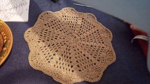 Показ салфетки из джута и салфетки из карачаевской пряжи крючком.