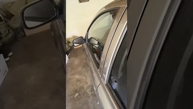 Ремонт ограничителей дверей Toyota Vitz. Было смотреть онлайн