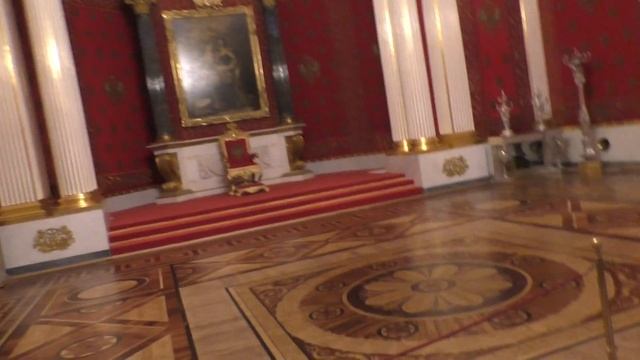 Эрмитаж с гидом Станиславом.Фельдмаршальский зал.Сюжет 6. смотреть онлайн