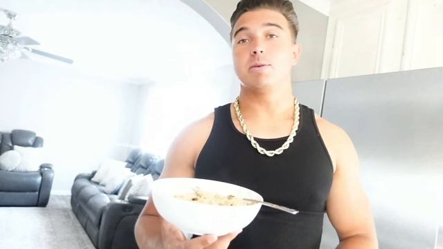 Full day of eating 1,700 calories | Extra Low calorie high protein meals for a day смотреть онлайн