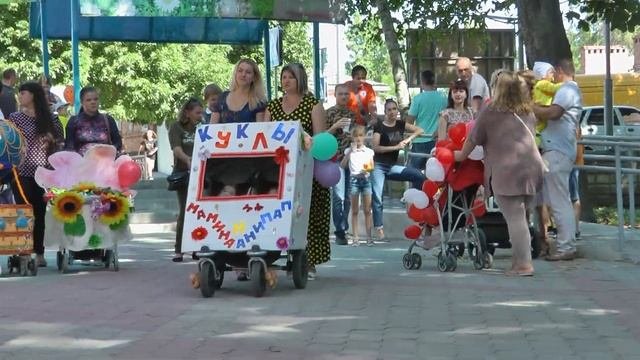 16.09.2017 Парад колясок на День города в Усть-Лабинске