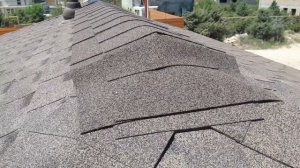 Самодельный аэратор на коньке вальмовой крыши