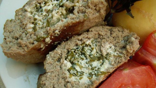 Ароматный ореховый кекс с ежевикой