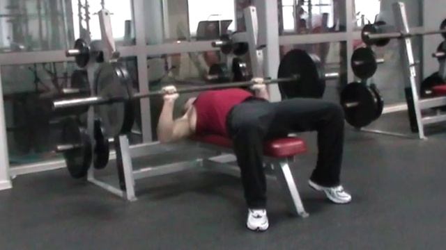 Как накачать грудные мышцы. Частичный жим. смотреть онлайн