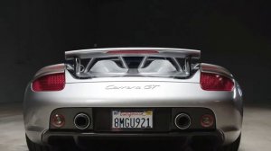The Porsche Carrera GT vs The 918 Spyder!