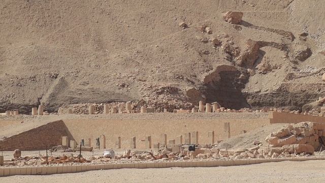 Египет. Луксор.  Храм Хатшепсут в Дель-эль-Бахри