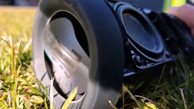 JBL FLIP ESSENTIAL EXTREME BASS TEST? Low Frequency Mode 100% Vol. смотреть онлайн