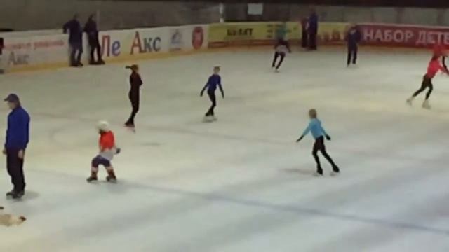 2 аксель в замедленной съёмкеP.S не смотреть со звуком?? смотреть онлайн