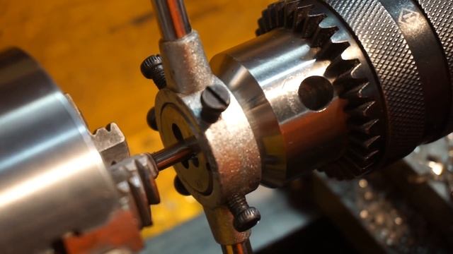 Самодельные мини - гантели на токарном станке / DIY смотреть онлайн