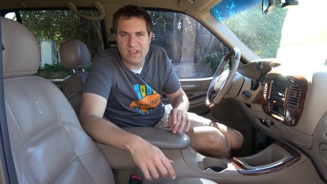 Lincoln Navigator 1998 года был первым большим люксовым внедорожником смотреть онлайн