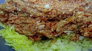 Куриные котлеты с помидорами, в духовке