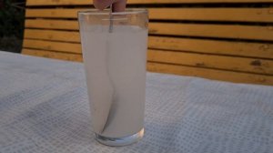 МЫ ЗАГЛЯНУЛИ ПОД РЕЗИНКУ В СТИРАЛЬНОЙ МАШИНЕ и увидели ТАКОЕ … Как почистить стиральную машину