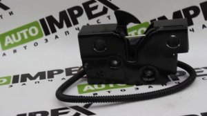 VW Polo Sedan 2010-2020 года. Замок капота