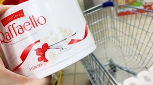 УГАДАЙ ЦЕНУ И Я КУПЛЮ ТЕБЕ ЭТО || Lika Life