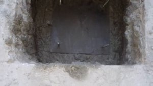Сварка и монтаж металлических столбов - бетонировка с армированием