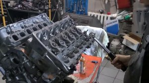 Ремонт двигателя Ауди W 12  - Сборка