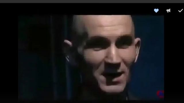 Гио Пика - фонтанчик с чёрным дельфином смотреть онлайн