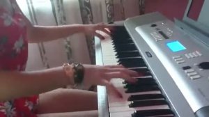 Рапапам на синтезаторе