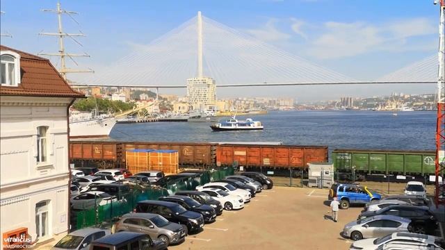 Летом у Вокзала, Владивосток.