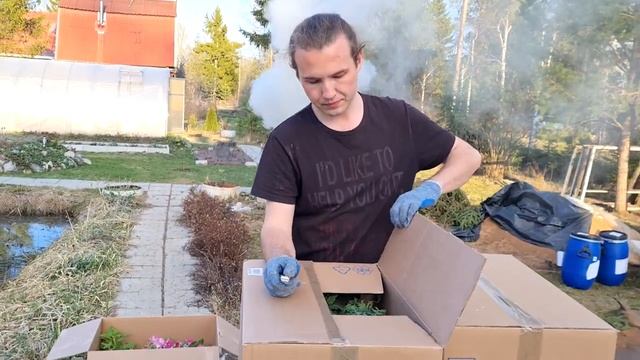 Переезд рассады на даче | покупка камаза земли | стройматериалы | будни дачника огородника