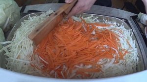 Квашеная капуста в дубовой кадке по бабушкиному рецепту??