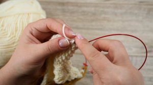 Тапочки следки «Милота»  выполнены спицами