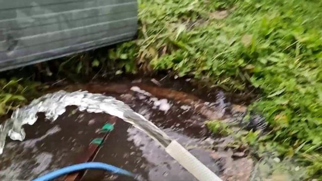 с двух метров 2тонны воды. абиссинский коротыш.скважина на воду во Владимирской области смотреть онлайн