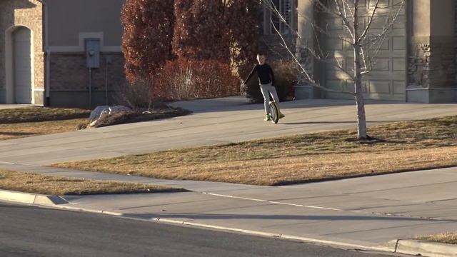 Ninebot vs Hoverboard смотреть онлайн