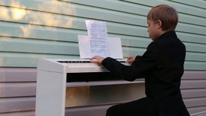 Старый автомобиль - Р. Петерсен (Old car - R. Petersen)